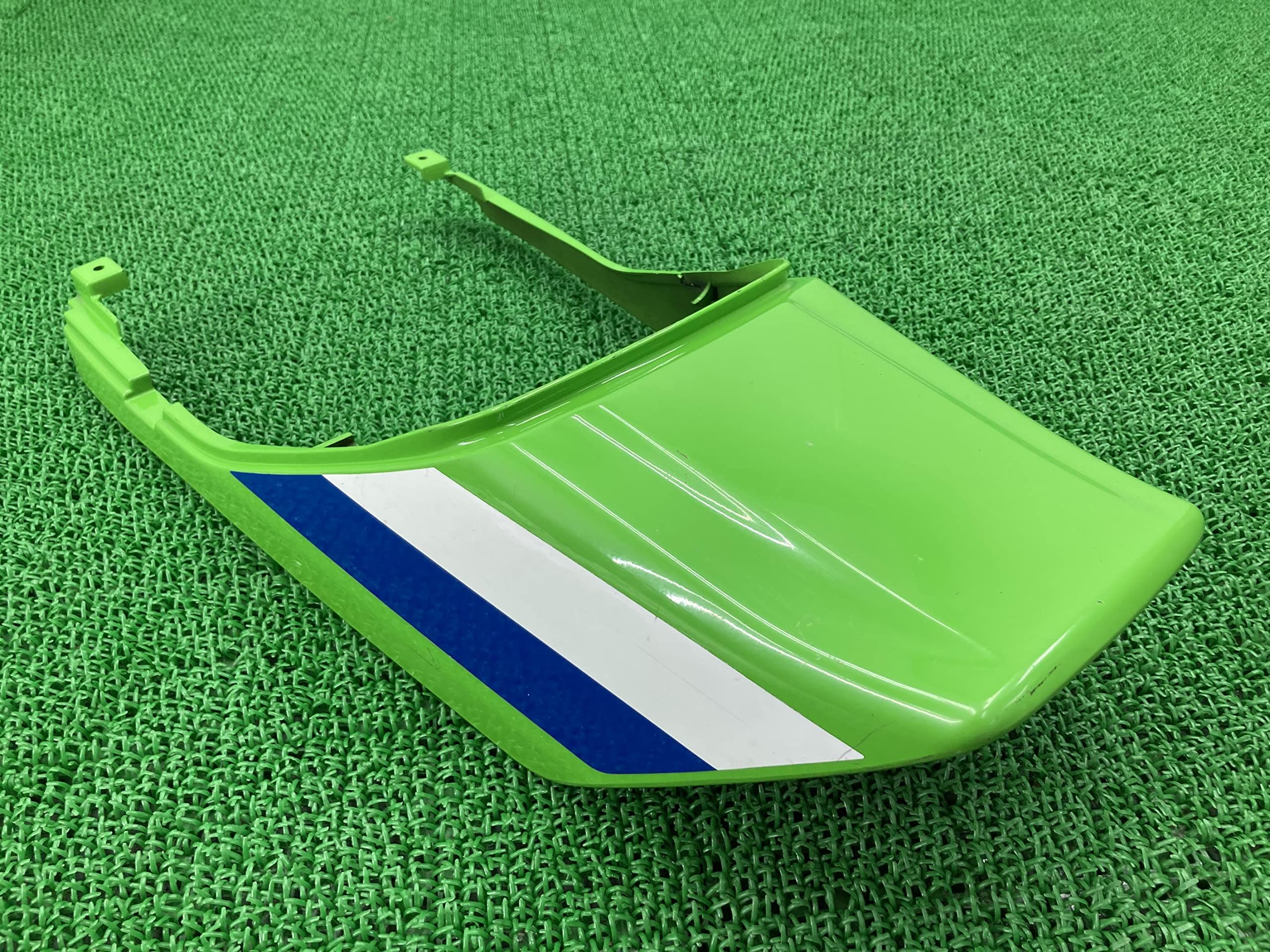 Amazon | 中古 カワサキ 純正 バイク 部品 ZRX400 テールカウル 純正